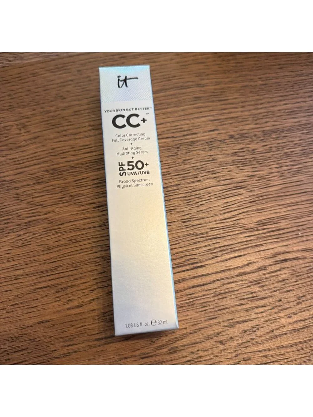It Cosmetics Color Correcting Full Coverage CC+ SPF 50 Light 1.08 fl oz bb 6/26